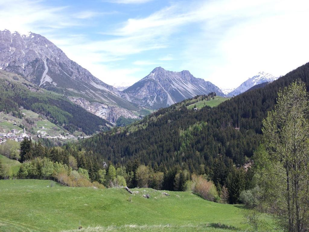 Hotel San Carlo, Tra Bormio E Livigno Isolaccia Kültér fotó